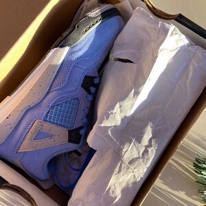 Jordan  4 Retro  (PS) Sneakers in Blue and Black